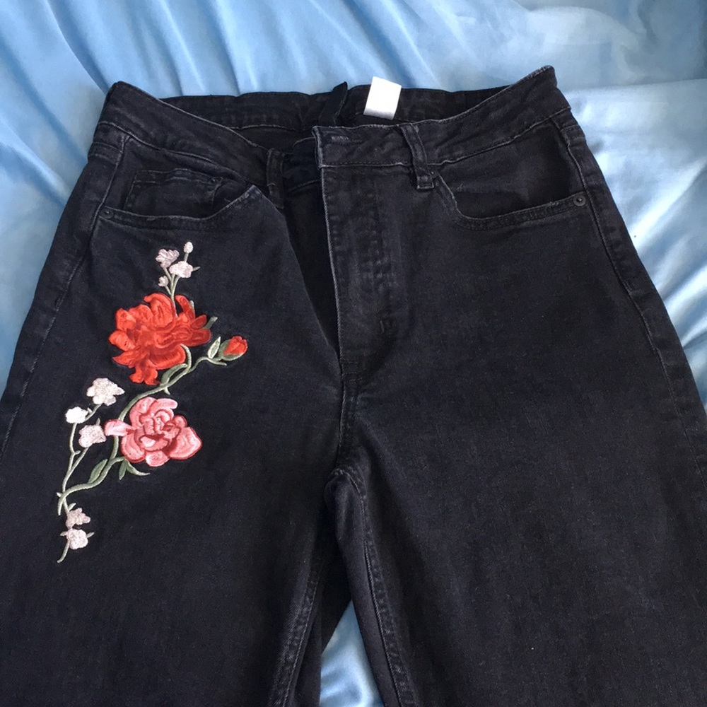 NWOT Floral Print Black Jeans